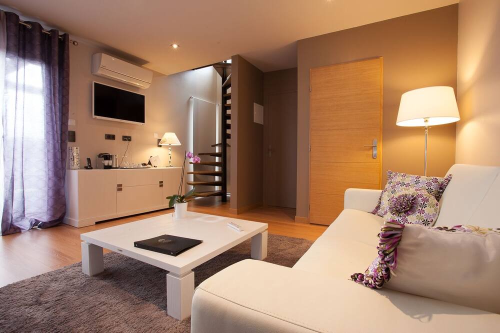 Photo of Livingroom in Faugeres