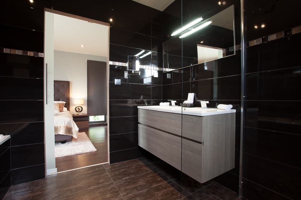 Photo of Bathroom in Faugeres