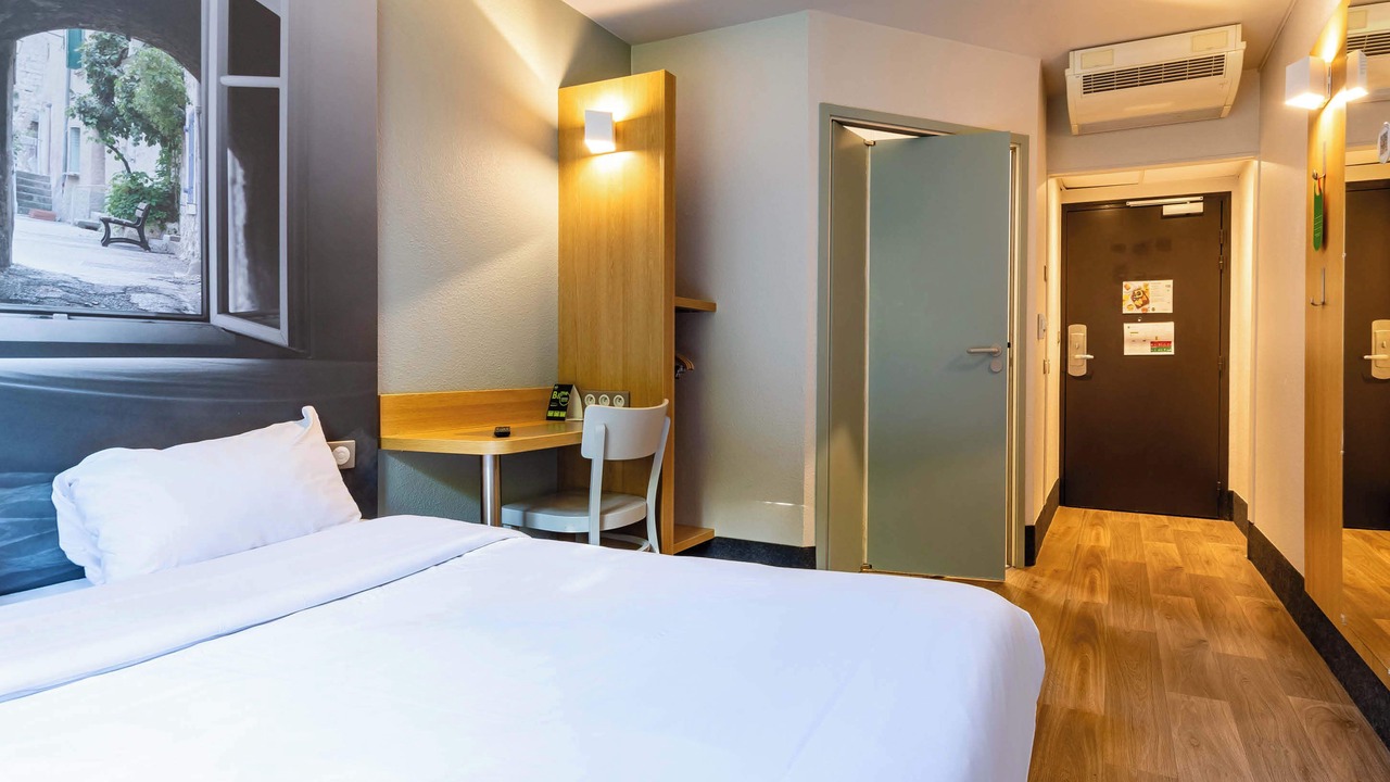 Photo of Bedroom in Valence