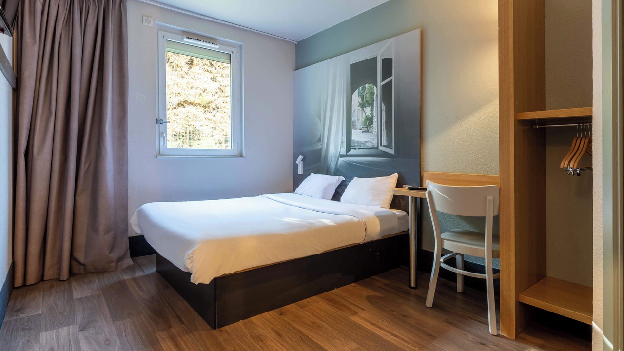 Photo of Bedroom in Valence