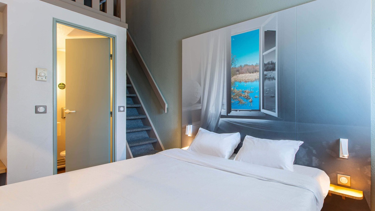 Photo of Bedroom in Deols