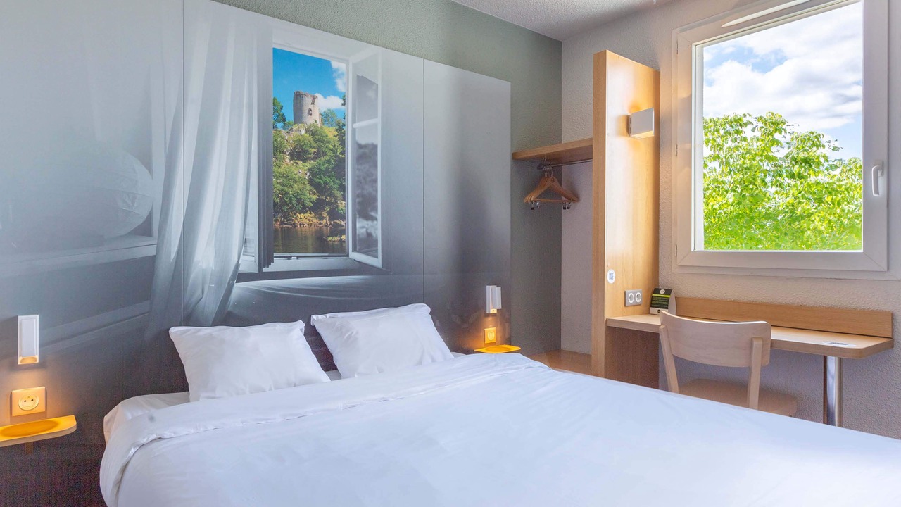 Photo of Bedroom in Deols