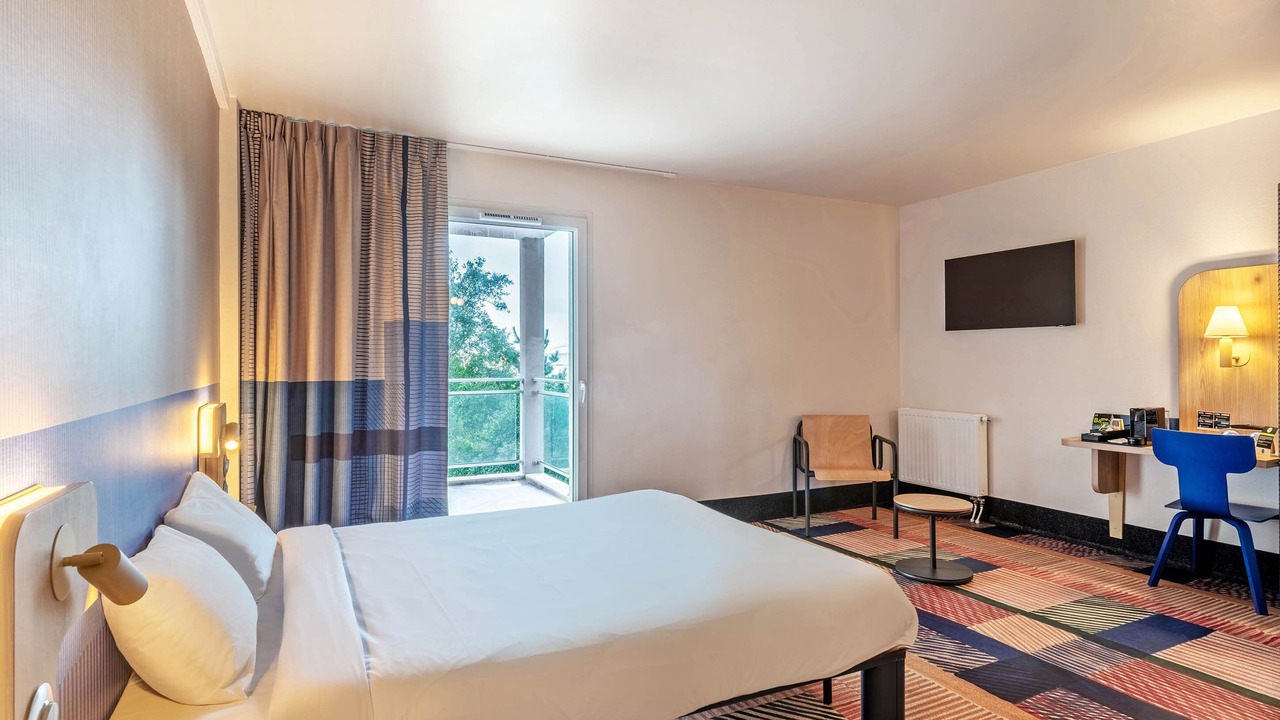 Photo of Bedroom in Saint-Marc