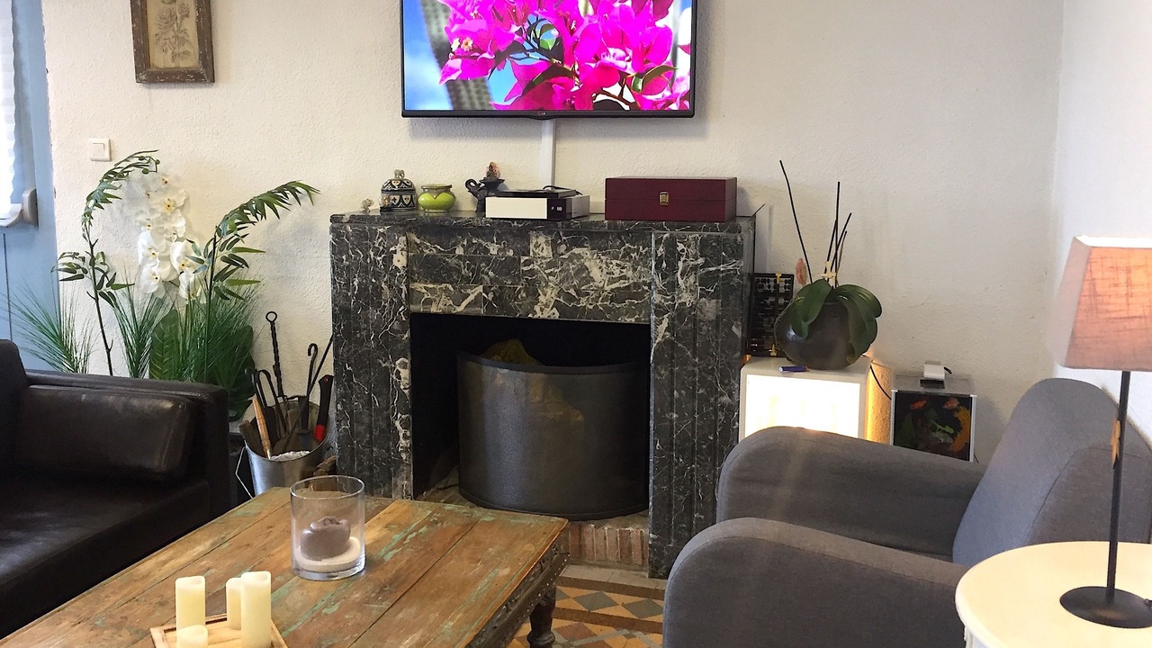 Photo of Others in Olivese