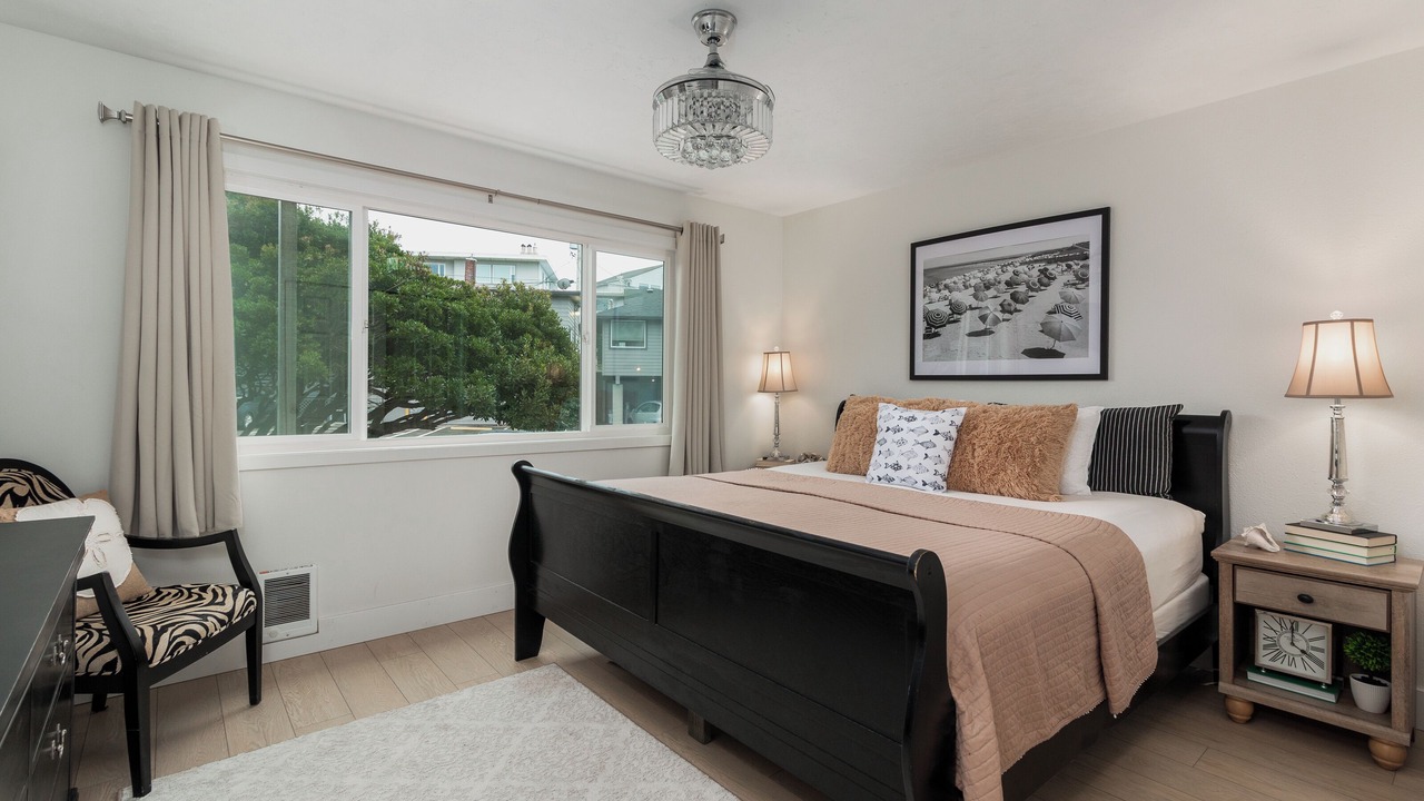 Photo of Others in Lincoln City