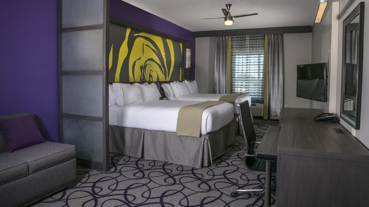 Photo of Bedroom in Garland