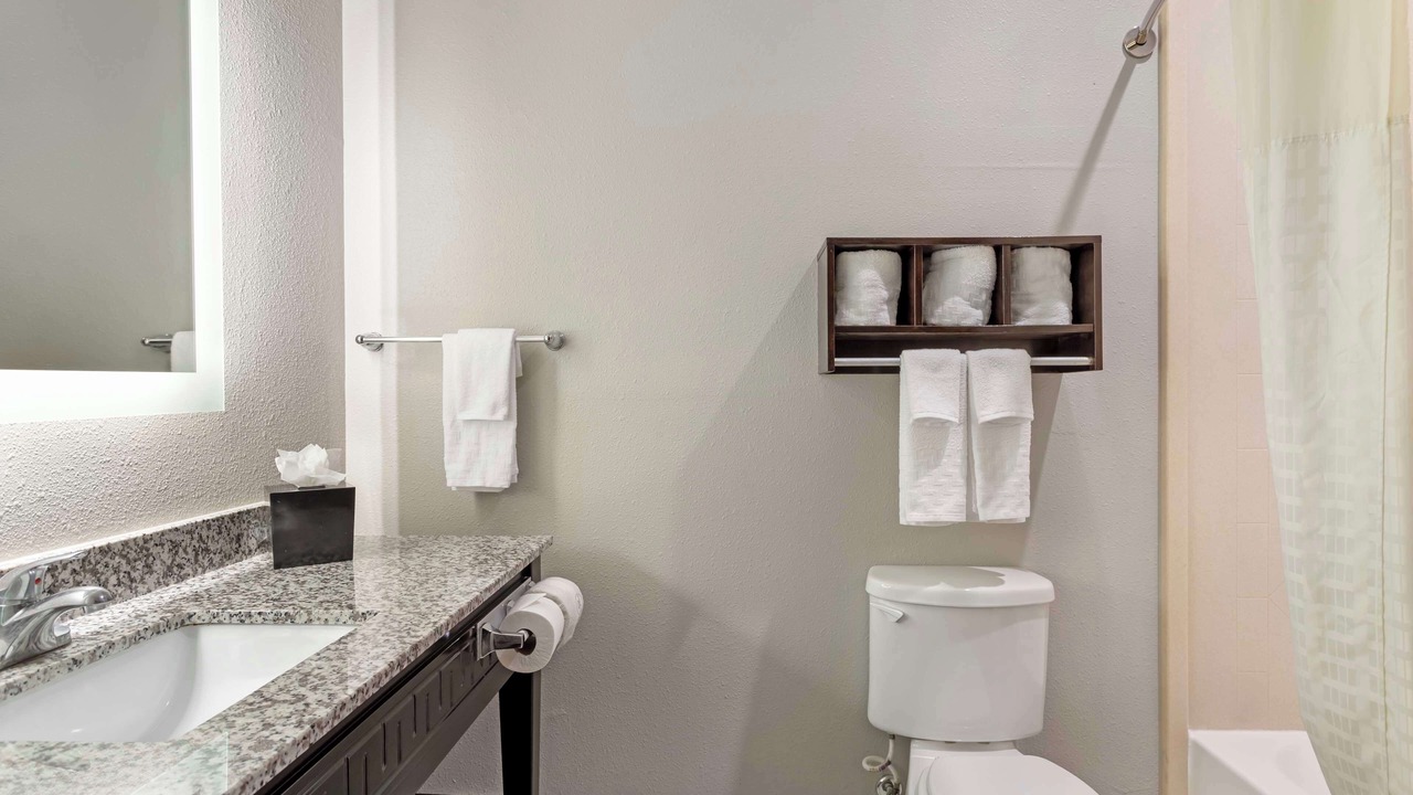 Photo of Bathroom in Vinton
