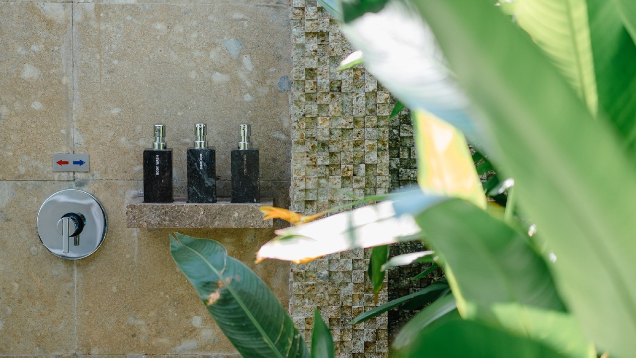 Photo of Bathroom in Jungut Batu
