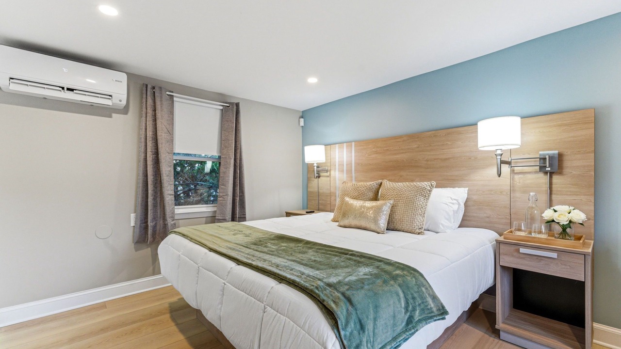 Photo of Bedroom in Dennis Port