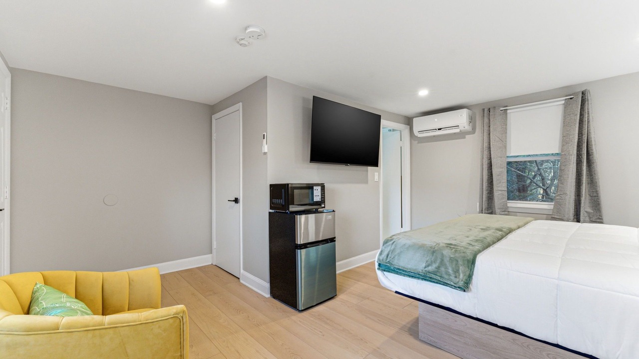 Photo of Bedroom in Dennis Port