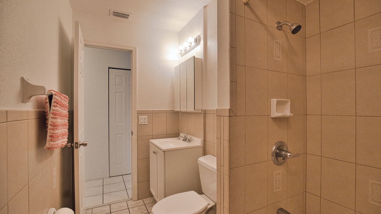 Photo of Bathroom in Port Charlotte