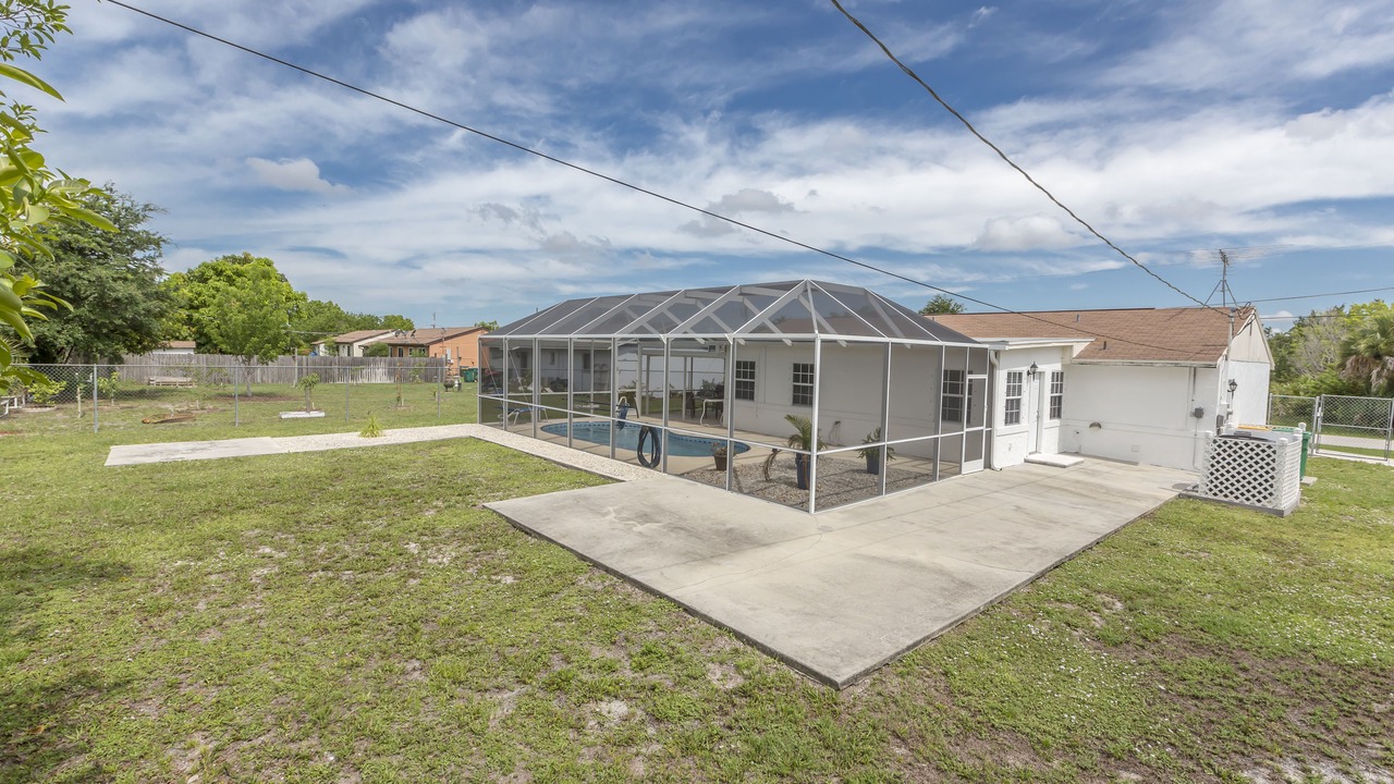 Photo of Outdoor in Port Charlotte