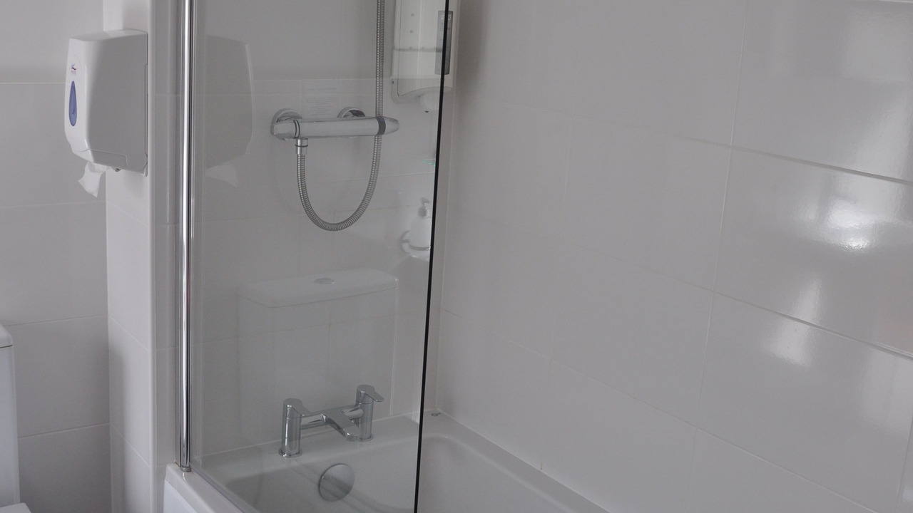 Photo of Bathroom in Glasgow Westend