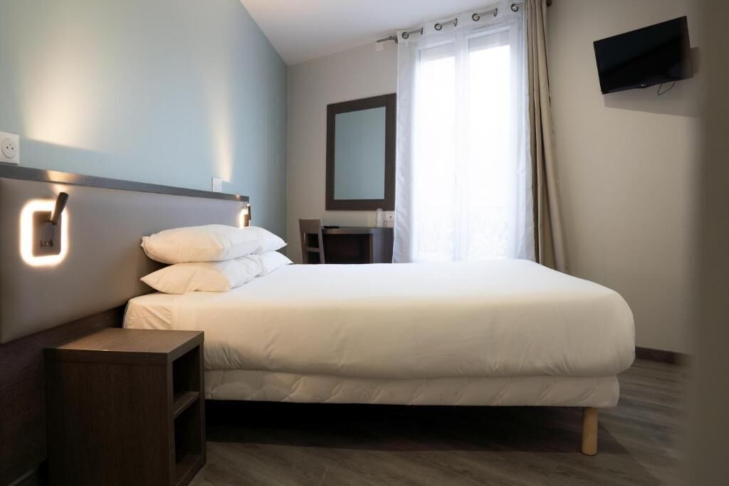 Photo of Bedroom in Issy-les-Moulineaux