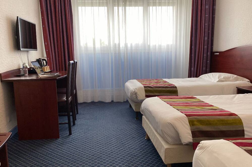 Photo of Bedroom in Morlaix