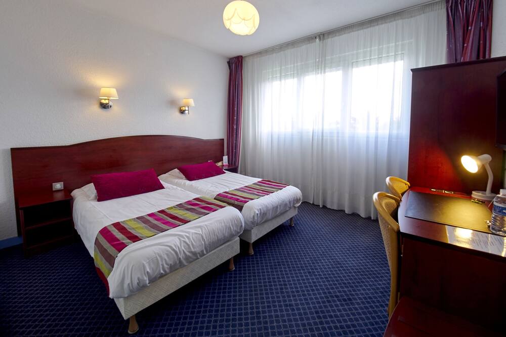 Photo of Bedroom in Morlaix