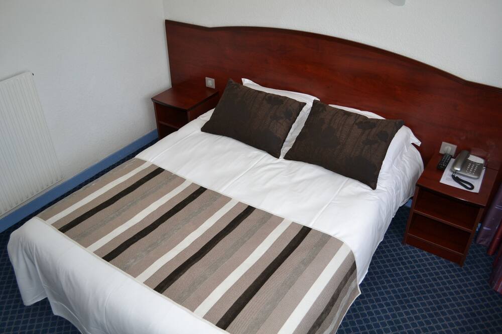 Photo of Bedroom in Morlaix