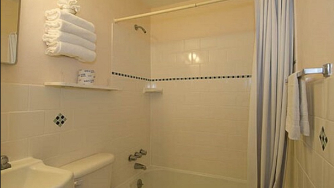 Photo of Bathroom in Wildwood Crest