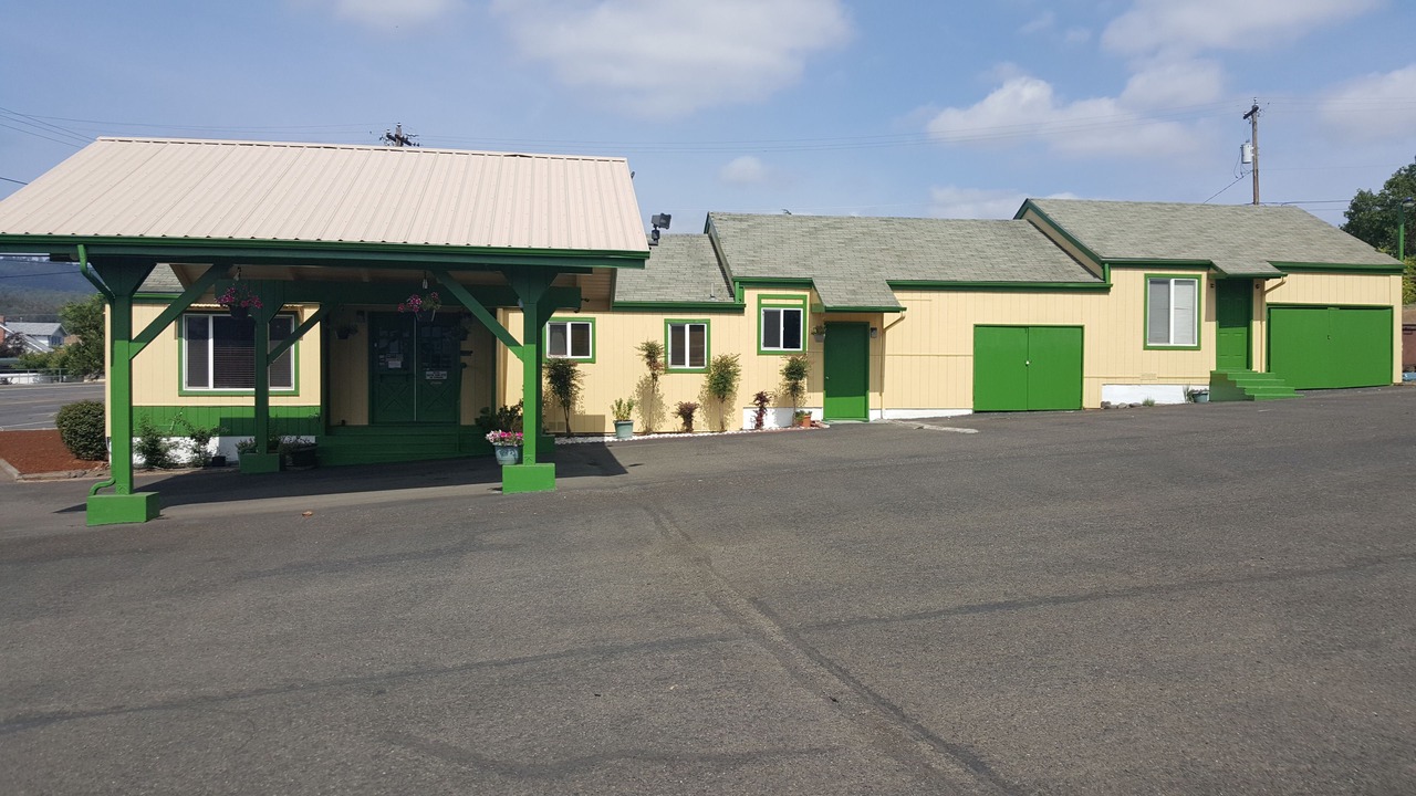 Photo of Outdoor in Roseburg