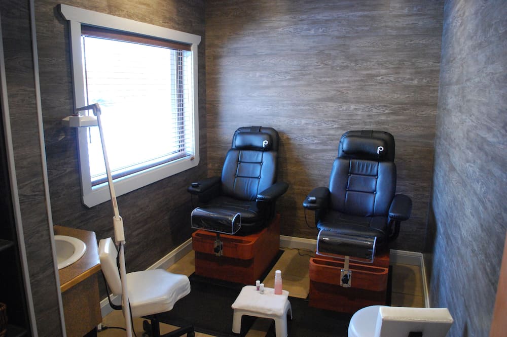 Photo of Others in Bathurst