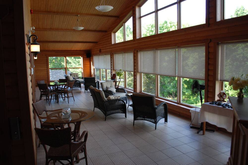 Photo of Others in Bathurst