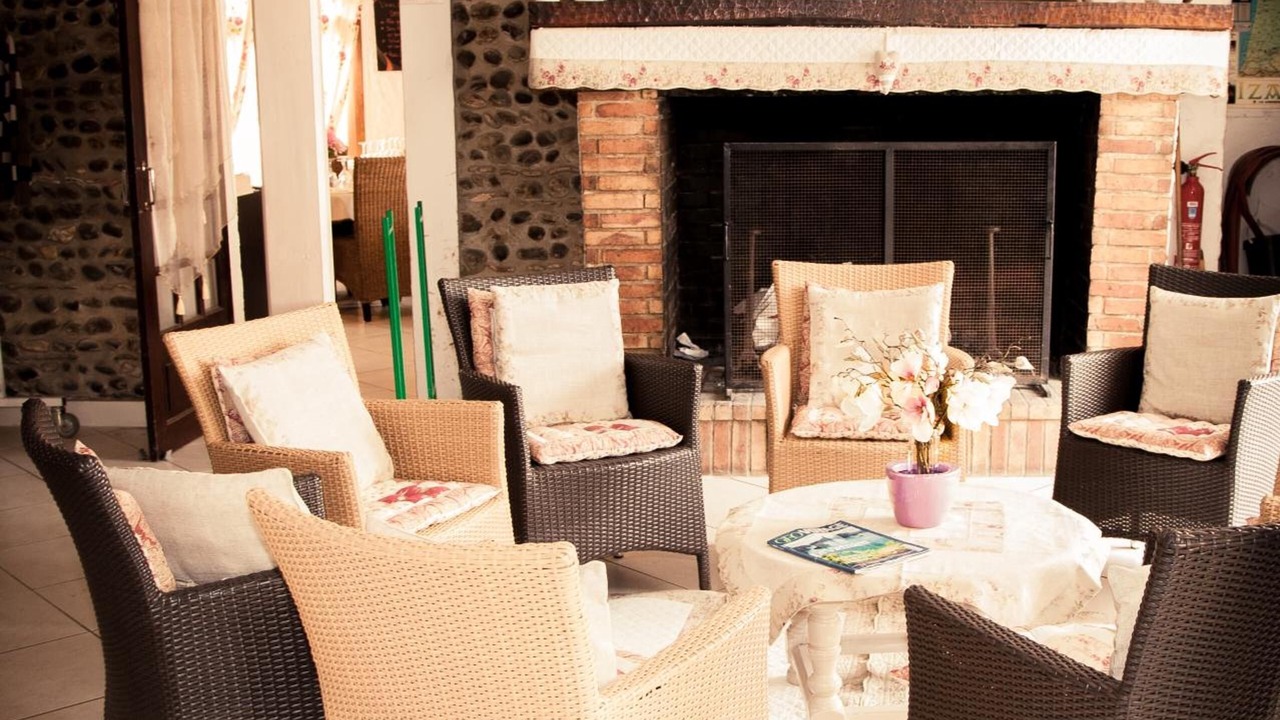 Photo of Others in Amou