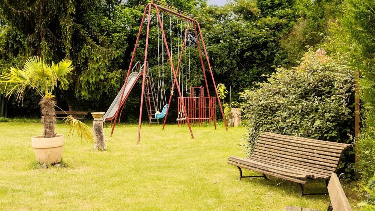 Photo of Others in Amou