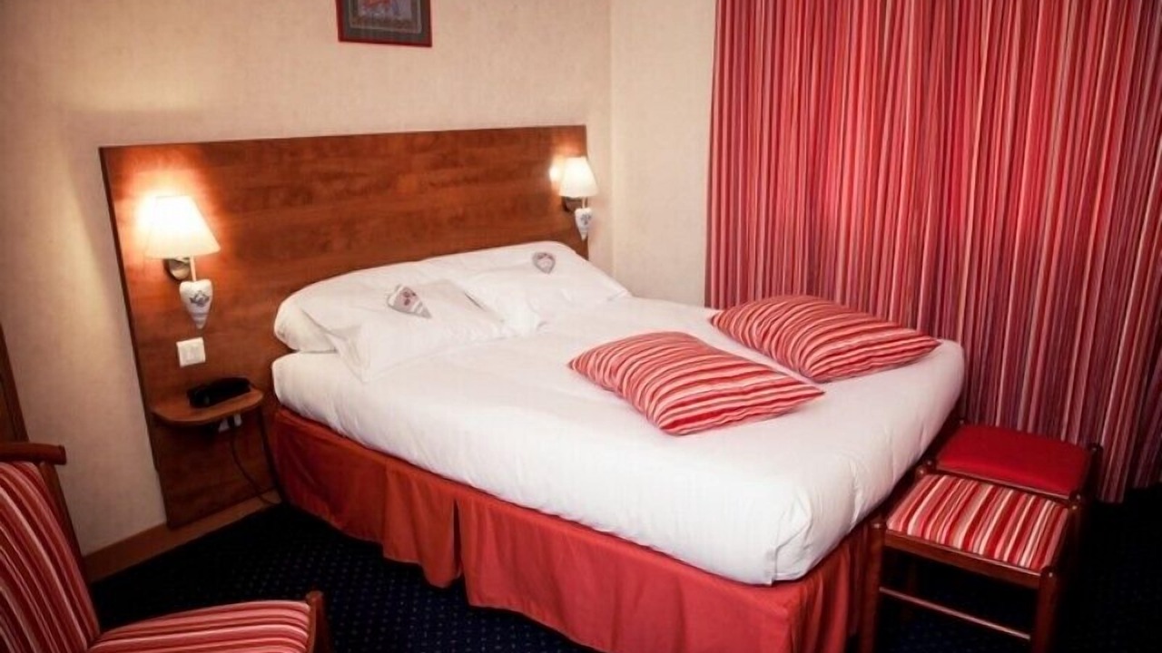 Photo of Bedroom in Amou