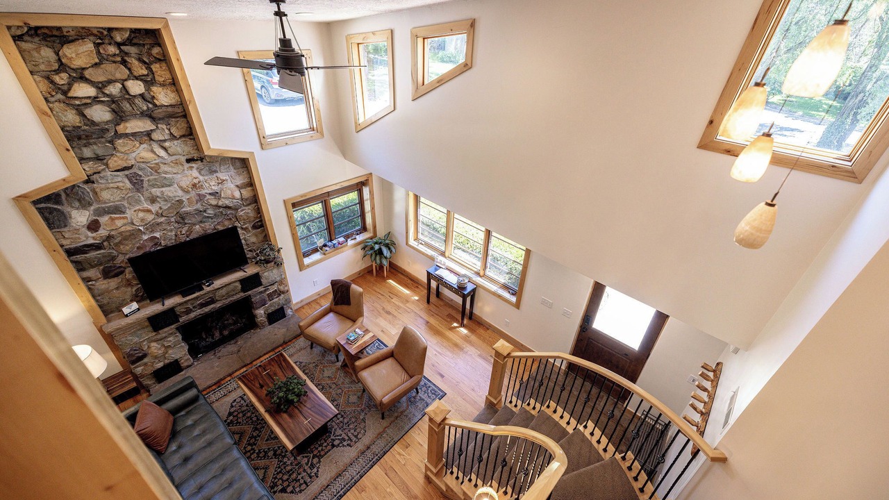 Photo of Livingroom in Holladay