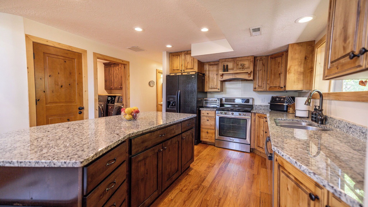 Photo of Livingroom in Holladay