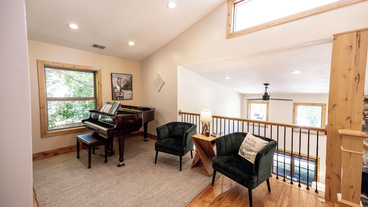 Photo of Livingroom in Holladay