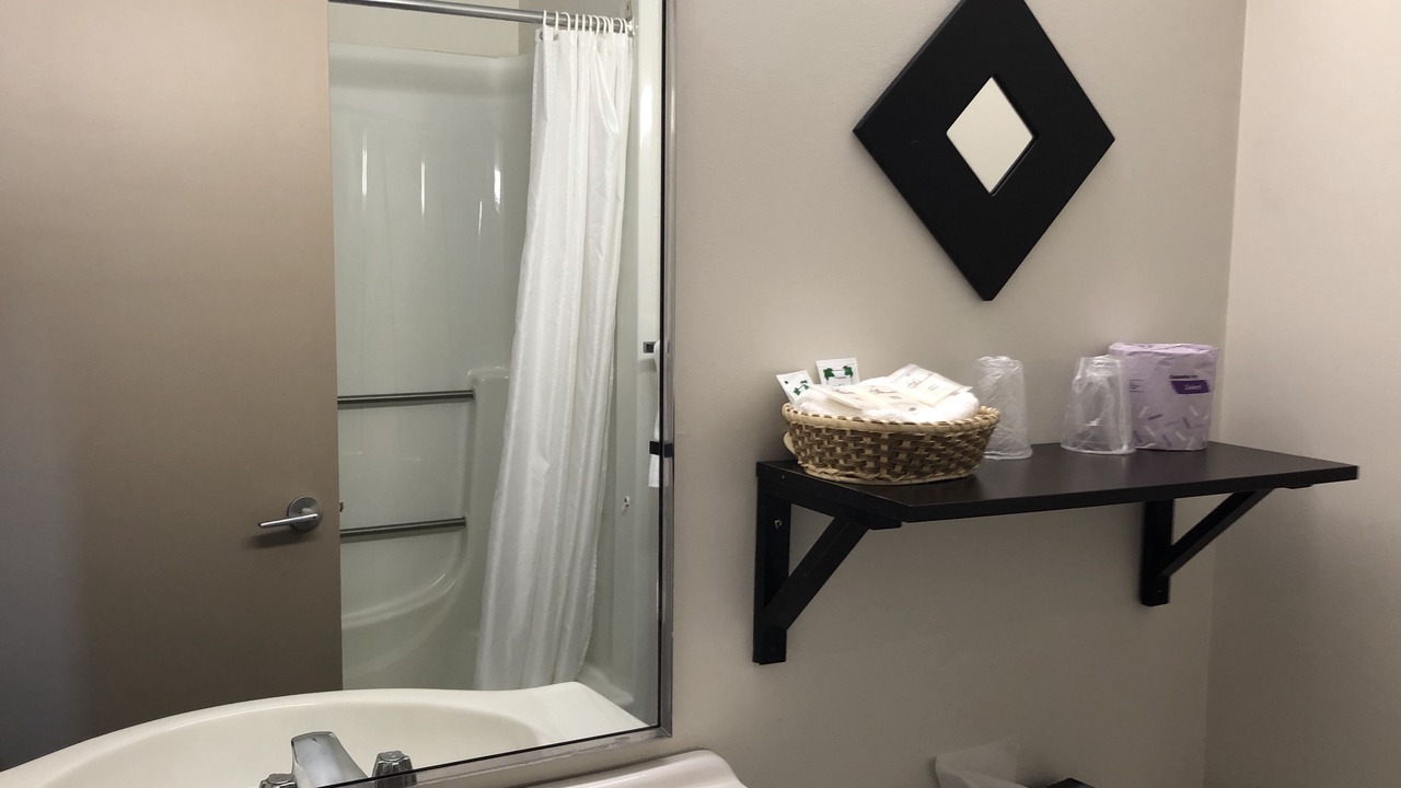 Photo of Bathroom in Mont-St-Hilaire