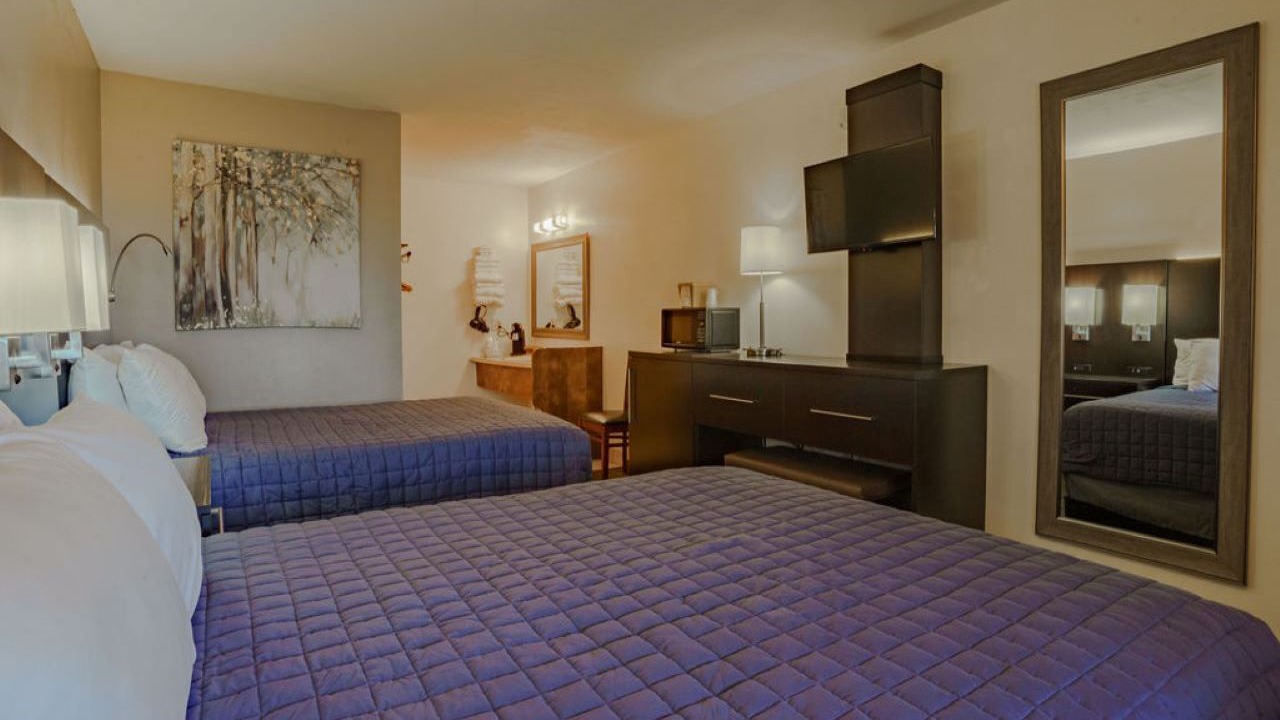 Photo of Bedroom in Branson West