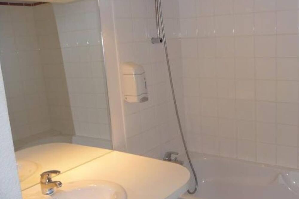 Photo of Bathroom in Blagnac