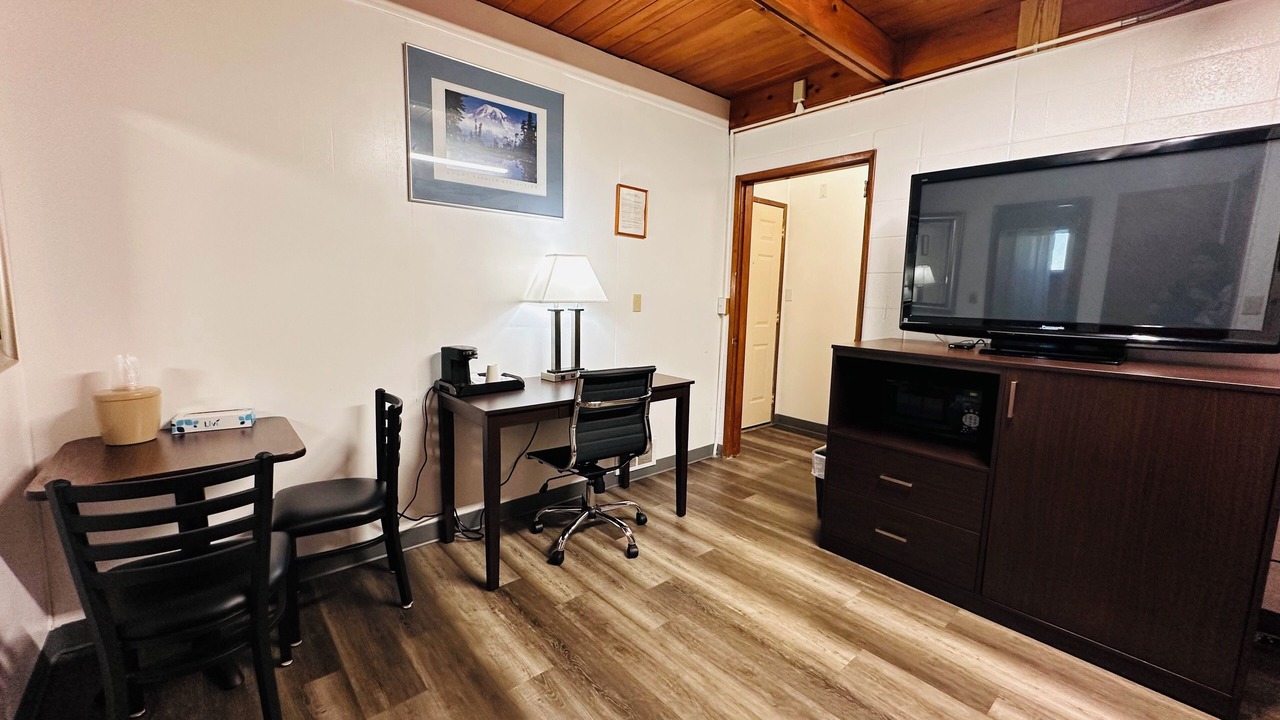 Photo of Bedroom in Blaine
