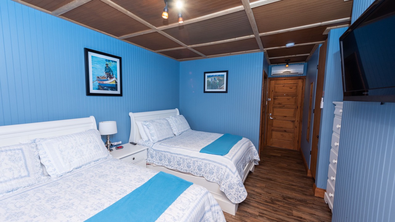 Photo of Bedroom in Petite-Riviere-Saint-Francois