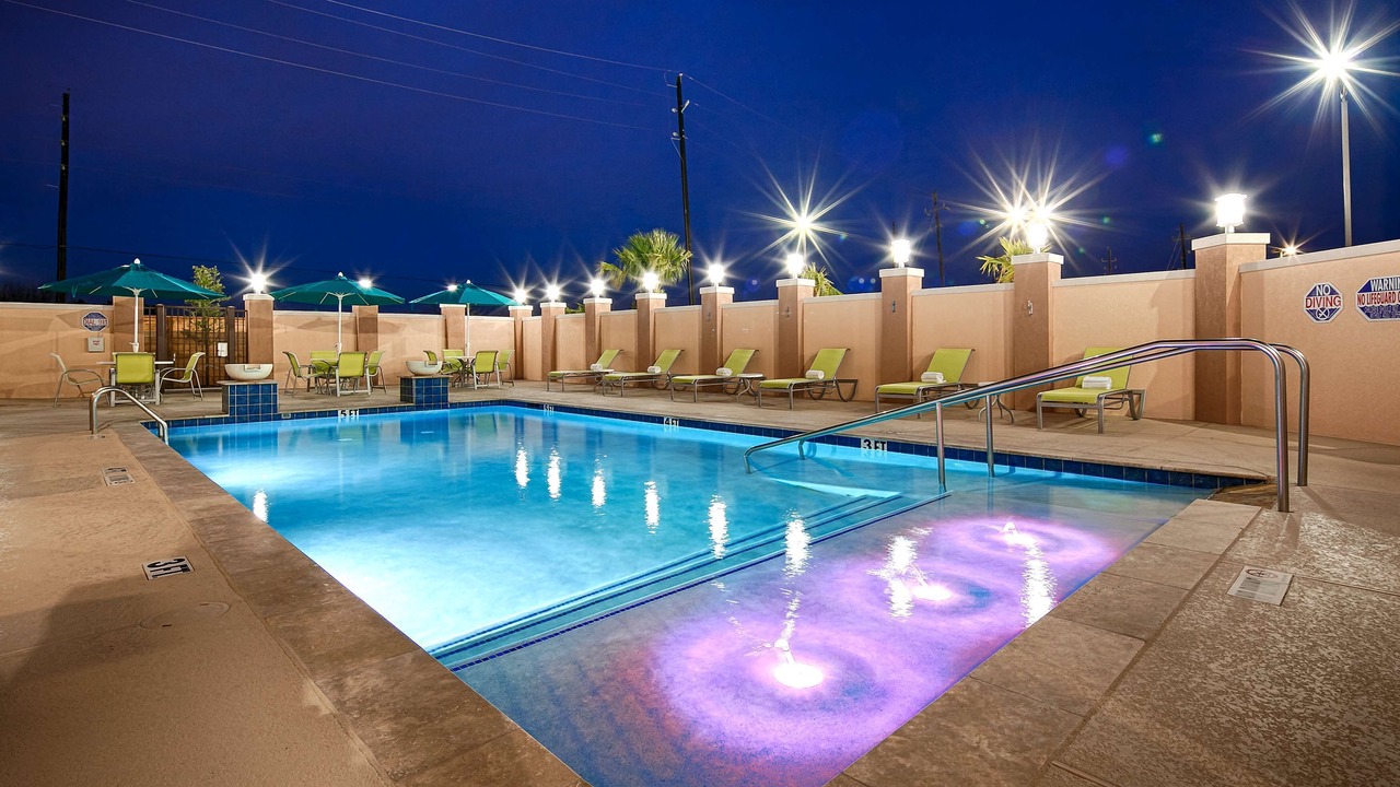 Photo of Outdoor in Willowbrook