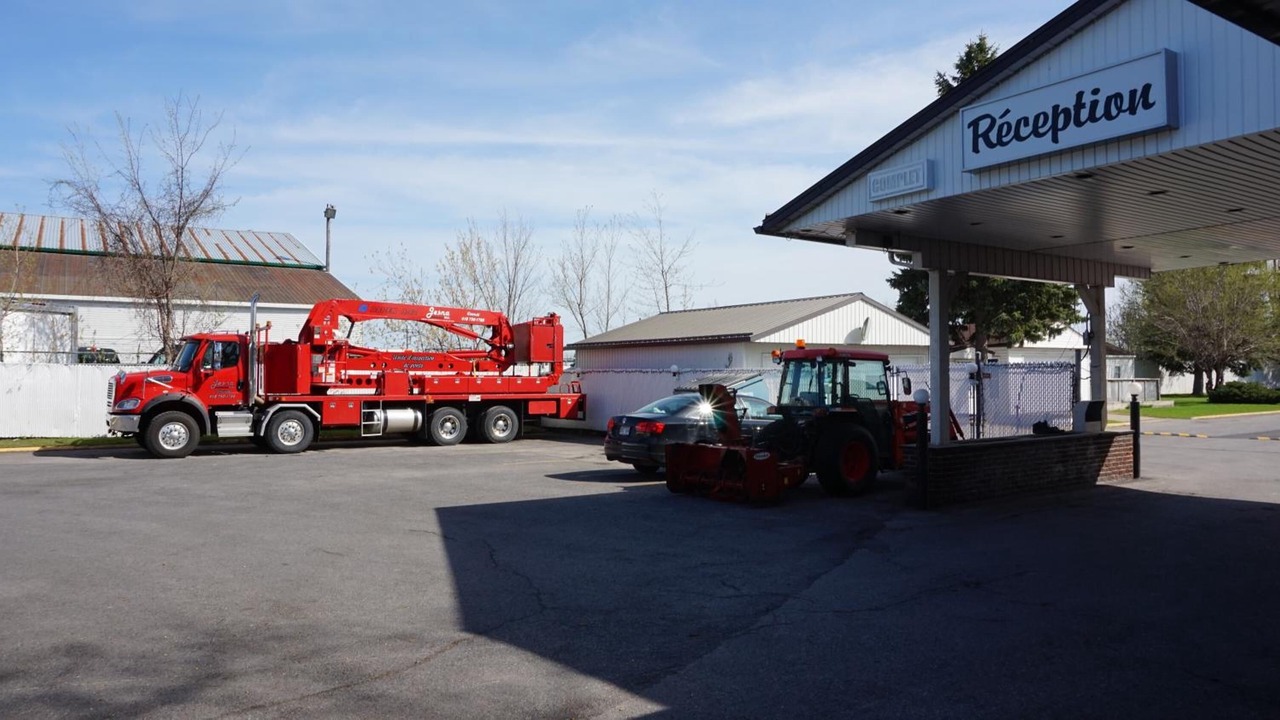 Photo of Others in Saint-Hubert