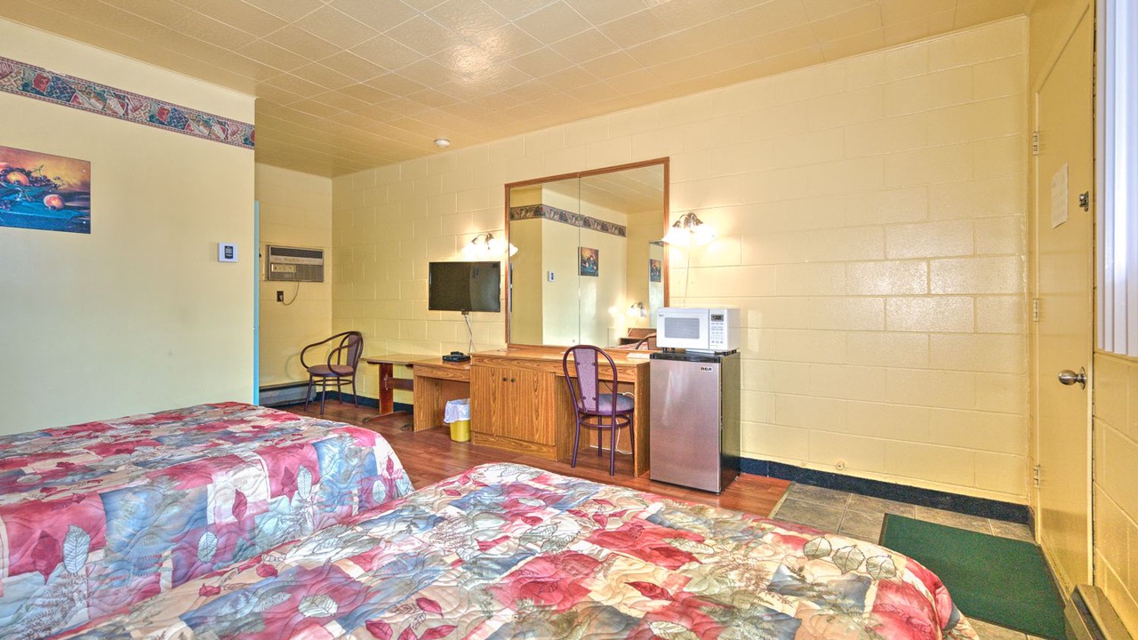 Photo of Bedroom in Saint-Hubert