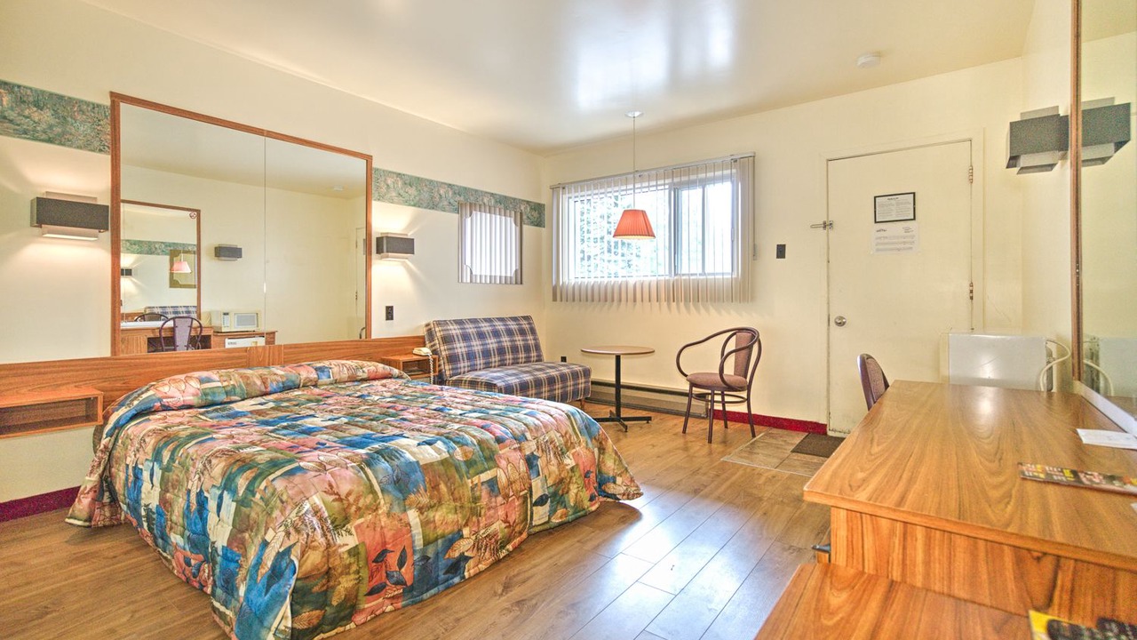 Photo of Bedroom in Saint-Hubert