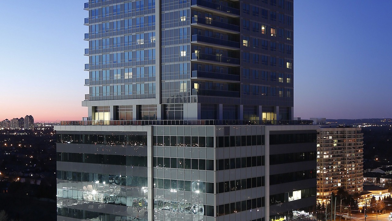 Photo of Buildings in Thornhill