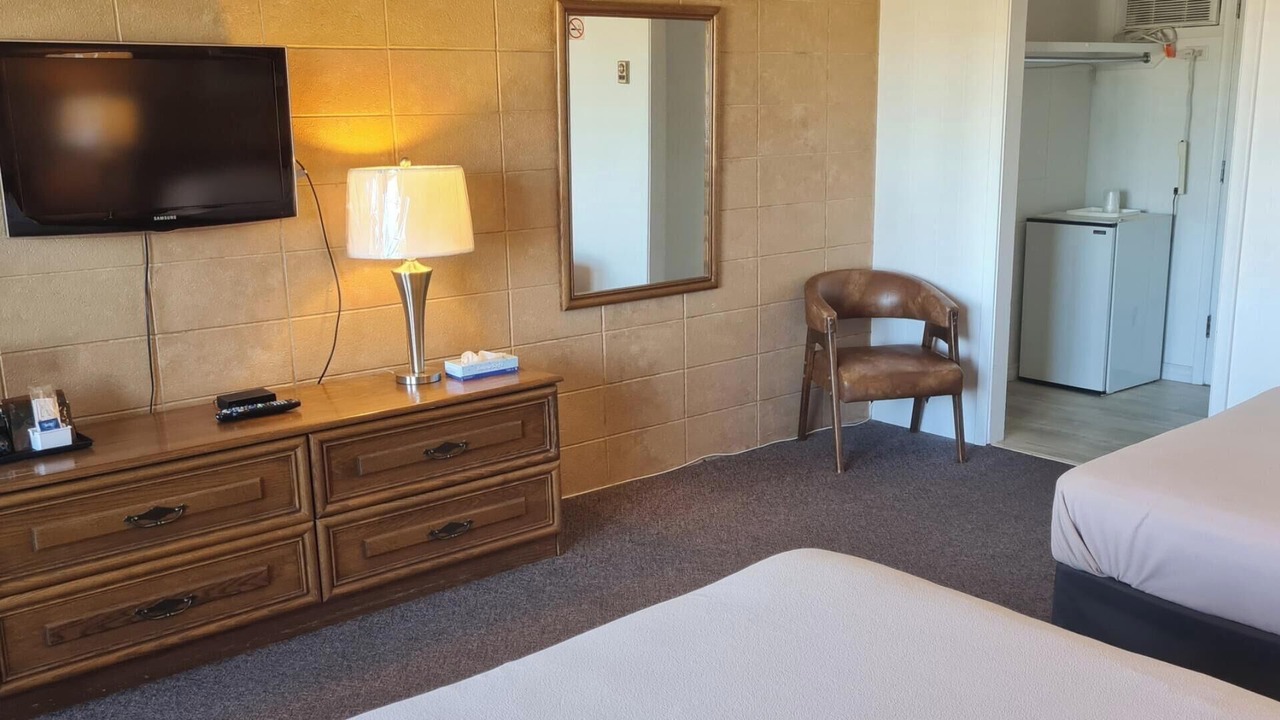 Photo of Bedroom in Thorold