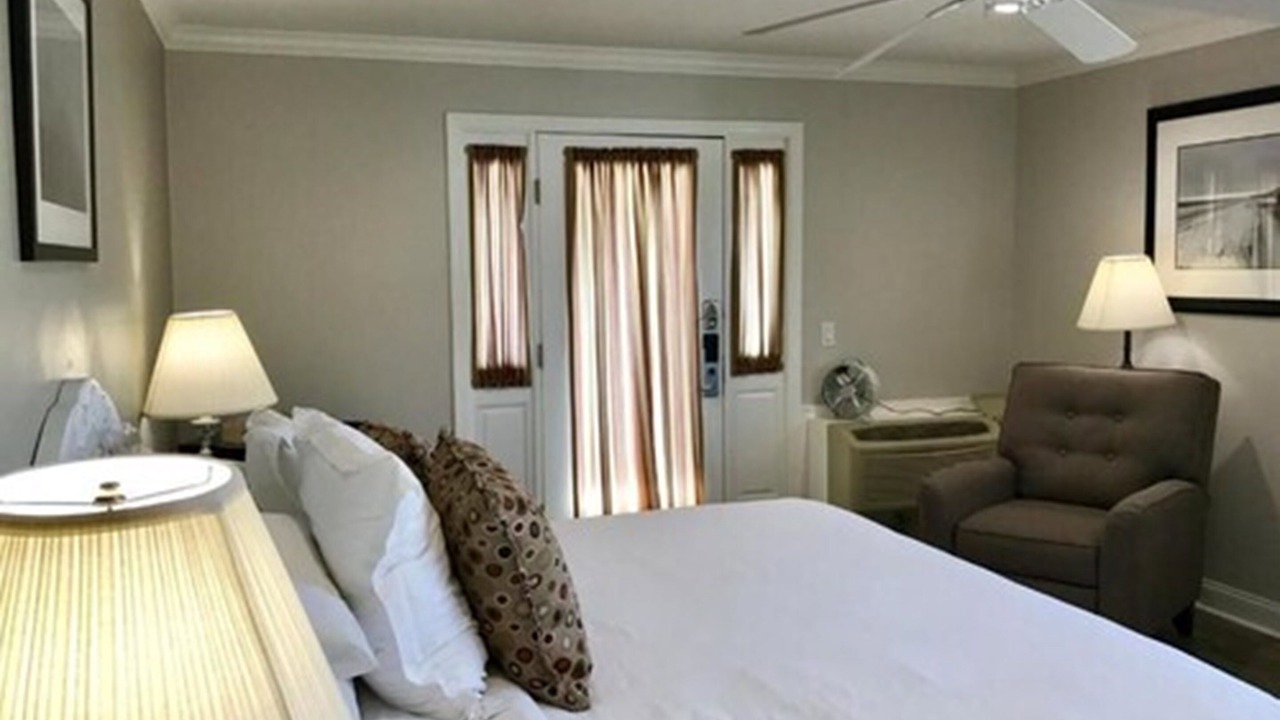 Photo of Bedroom in Culloden Shores