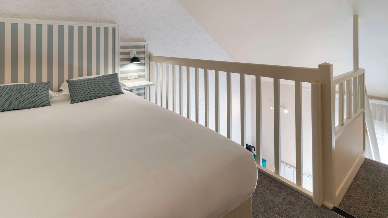 Photo of Bedroom in Flers
