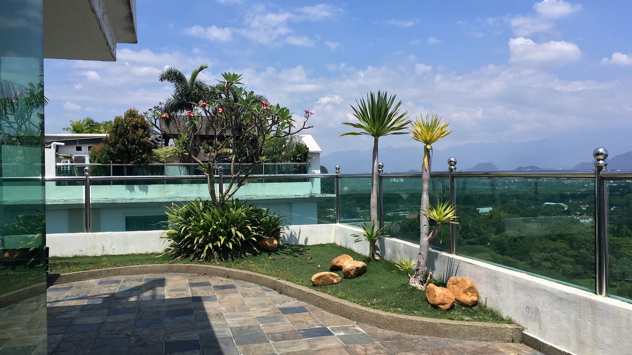 Photo of Bedroom in Taman Istana