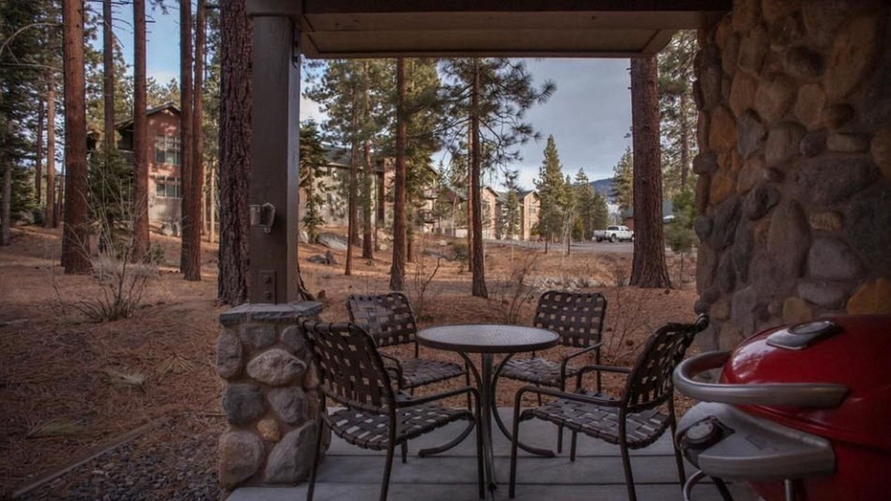 Photo of Patio Balcony in Round Hill Village
