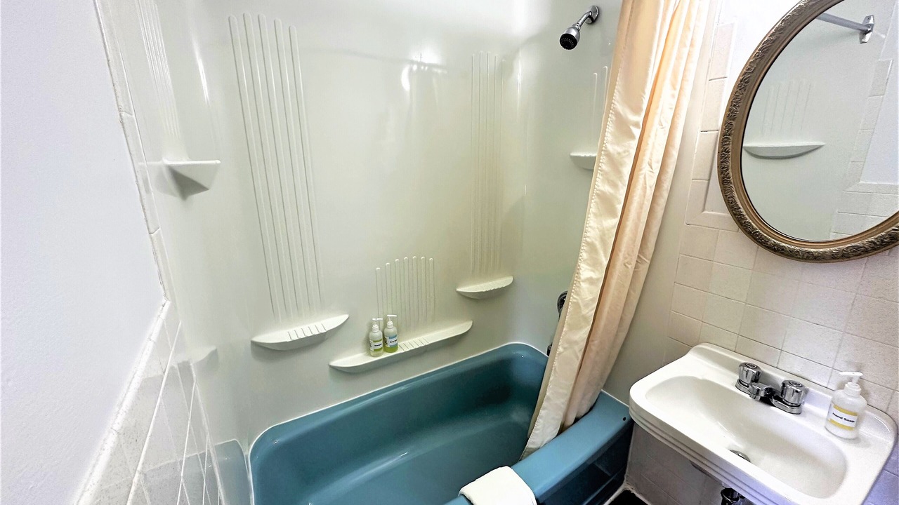 Photo of Bathroom in Iron Bridge