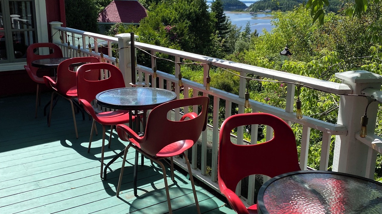 Photo of Patio Balcony in Le Bic