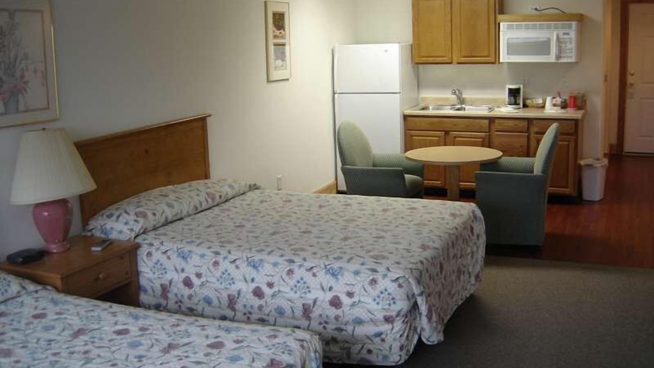 Photo of Others in Gold Bar