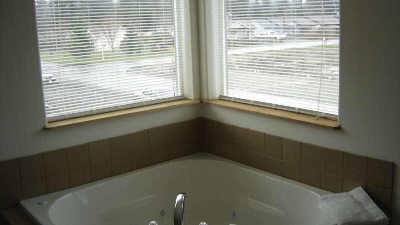 Photo of Bathroom in Gold Bar